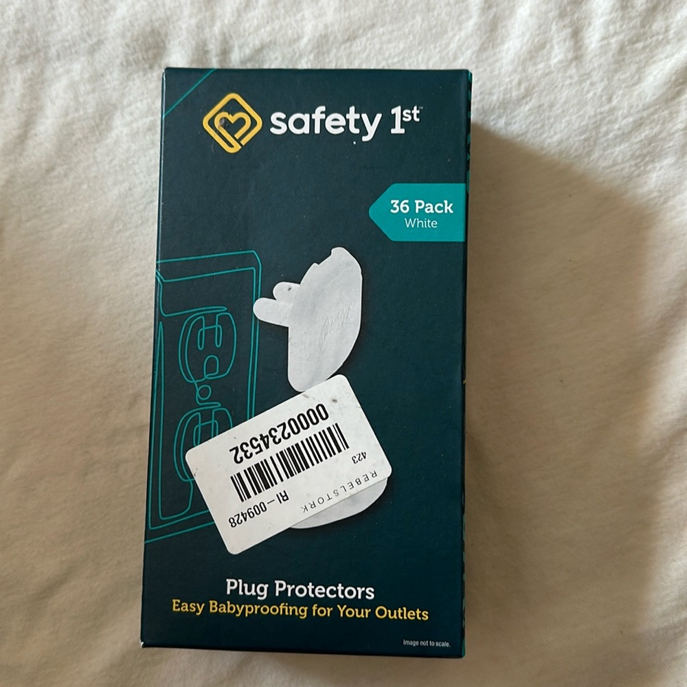 Safety 1st Plug Protectors 36 Pc